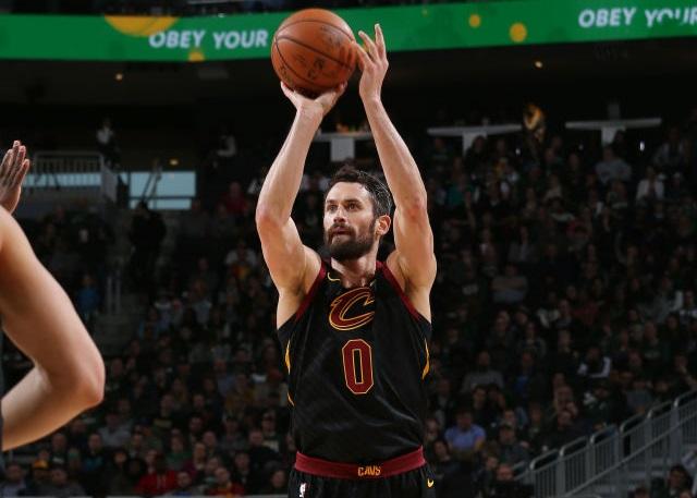 勇士内线带 勇士内线带