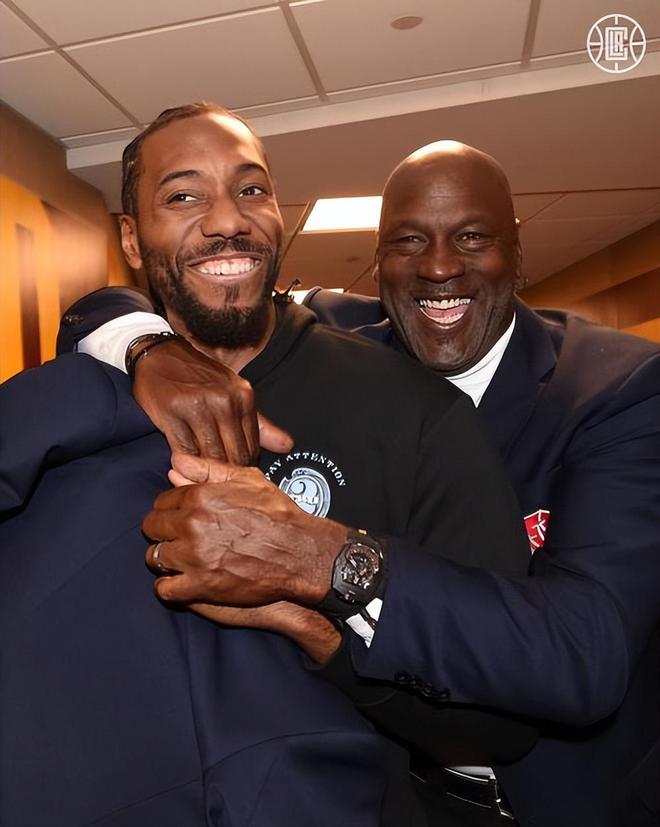 成为全场的 成为全场的